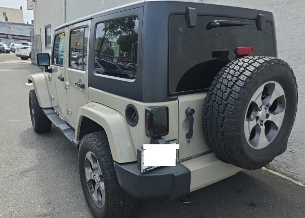 2018 Jeep Wrangler JK Unlimited Sahara
