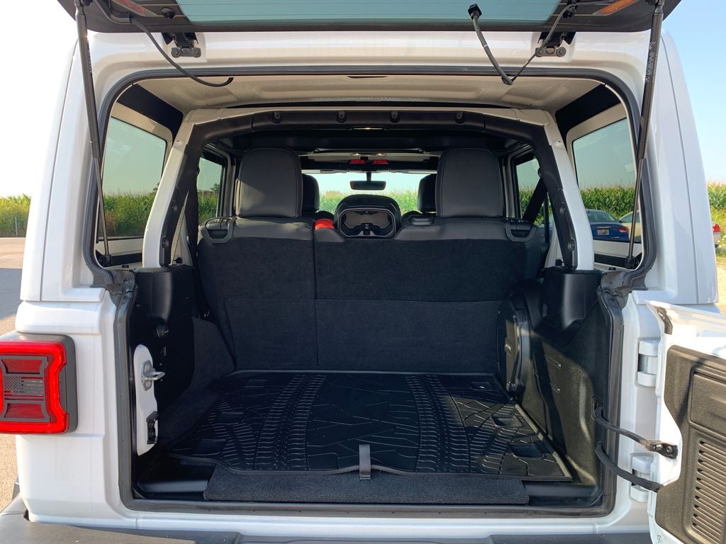 2021 Jeep Wrangler Unlimited Sahara Altitude