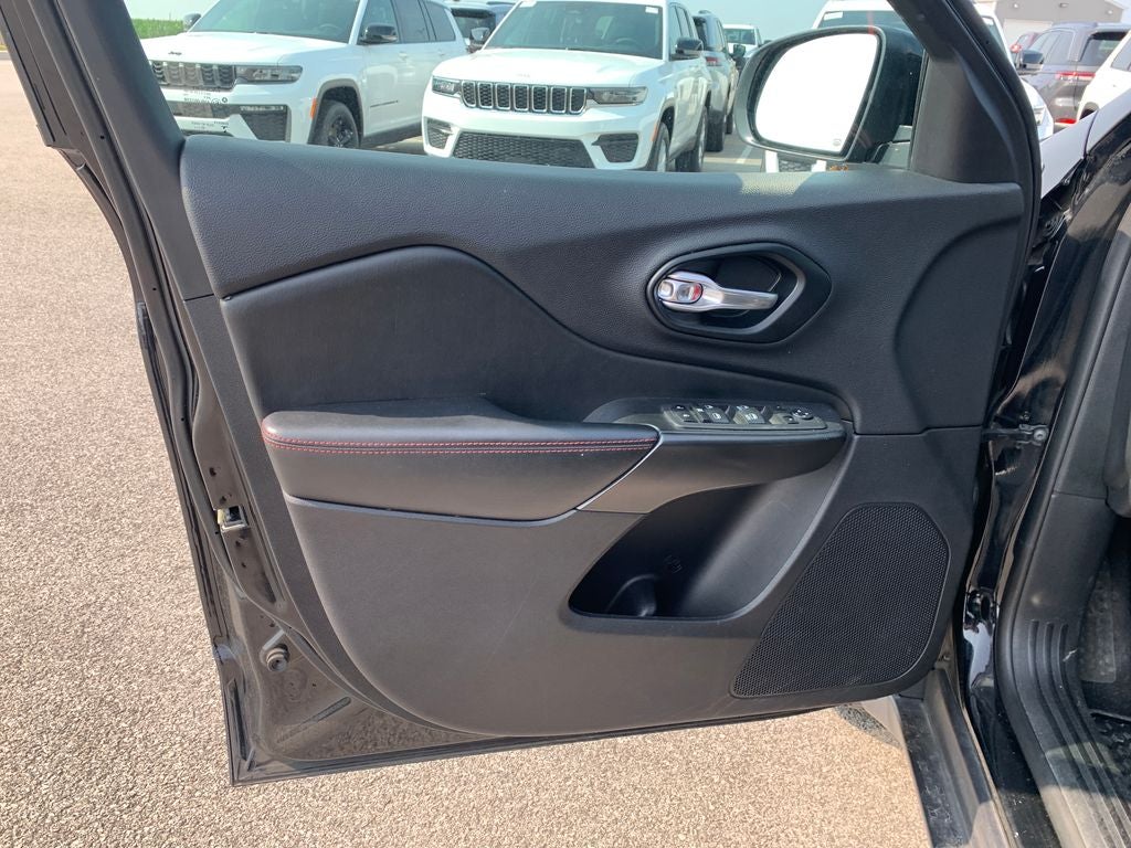 2022 Jeep Cherokee Trailhawk