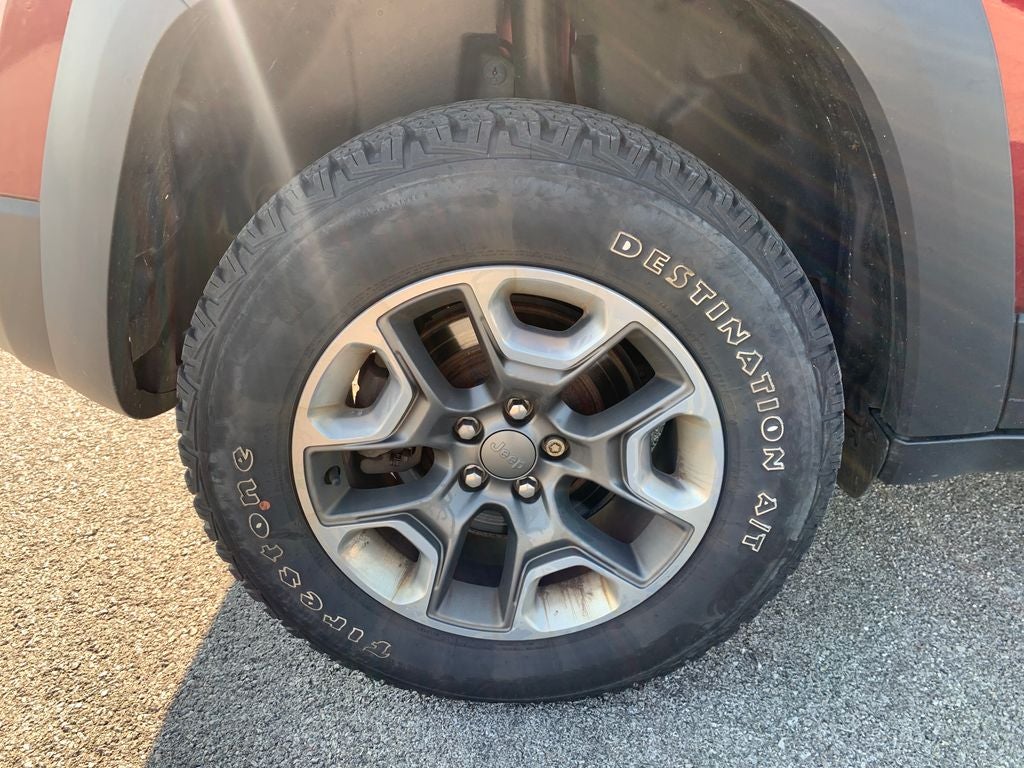 2019 Jeep Cherokee Trailhawk