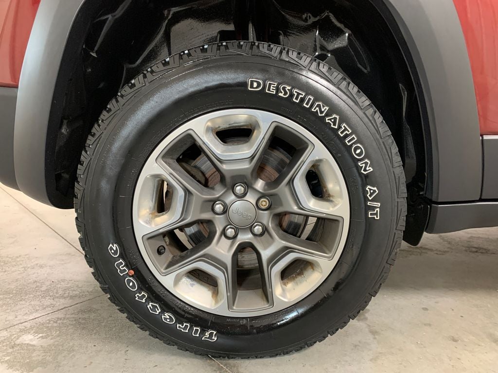 2019 Jeep Cherokee Trailhawk