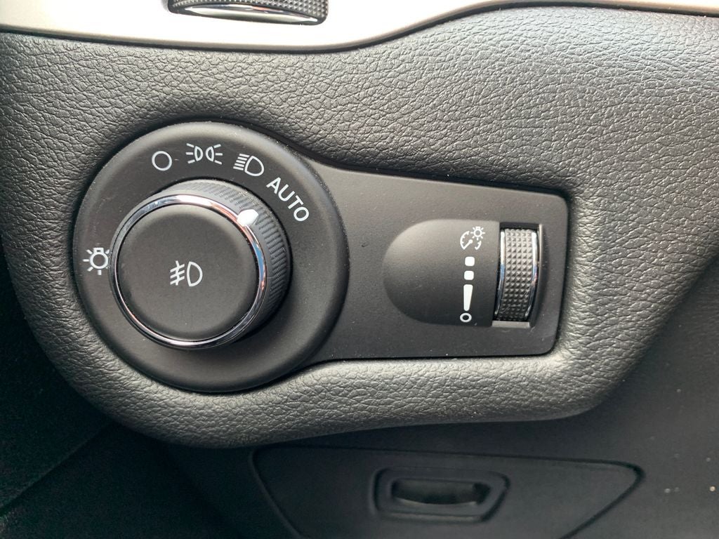 2022 Jeep Cherokee X
