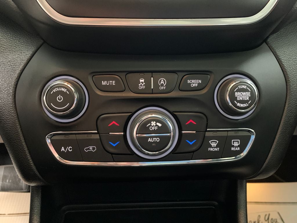 2021 Jeep Cherokee Latitude Lux