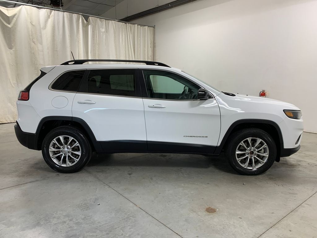 2022 Jeep Cherokee Latitude Lux