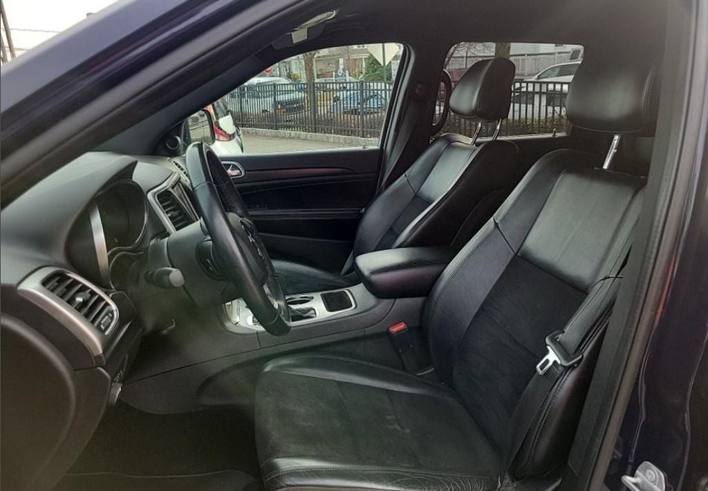 2018 Jeep Grand Cherokee Laredo E