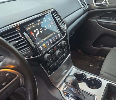 2020 Jeep Grand Cherokee Laredo E