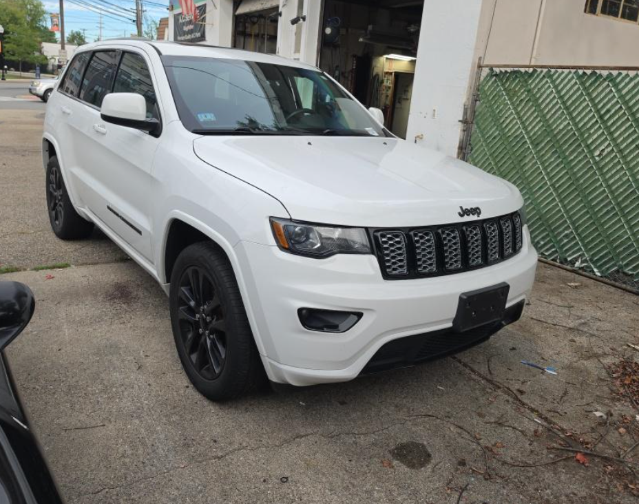 2018 Jeep Grand Cherokee Altitude
