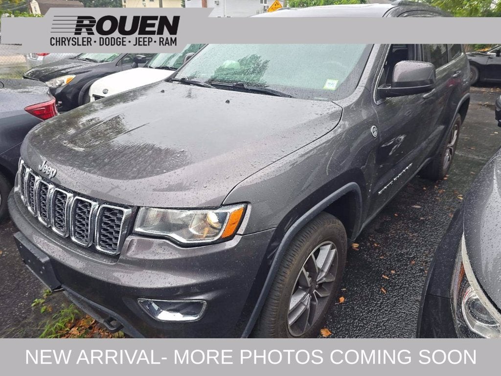 2020 Jeep Grand Cherokee Laredo