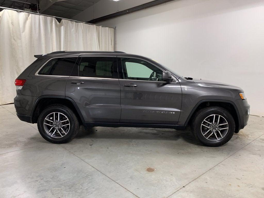 2020 Jeep Grand Cherokee Laredo