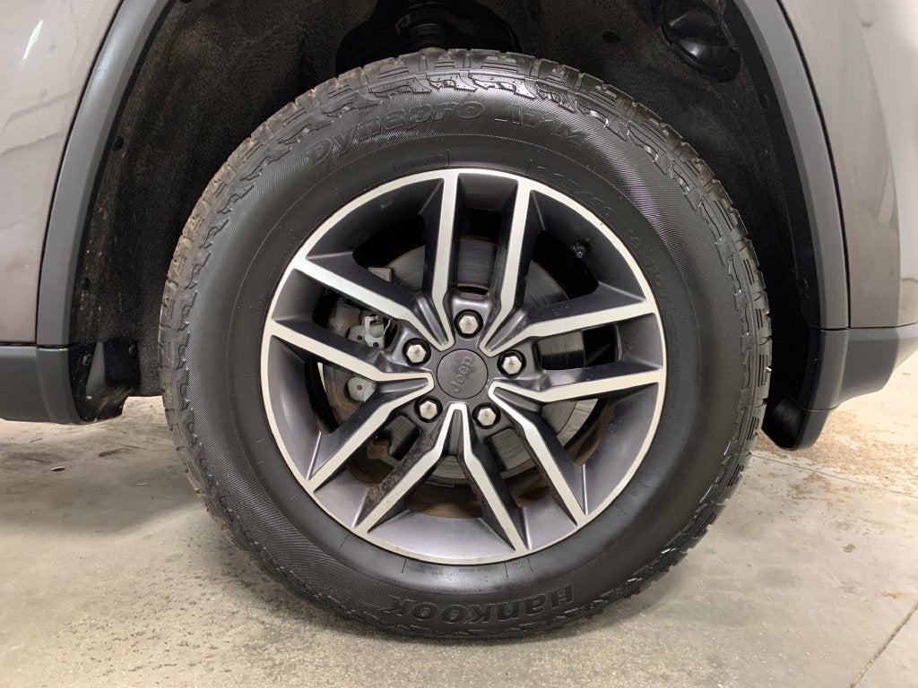 2020 Jeep Grand Cherokee Laredo