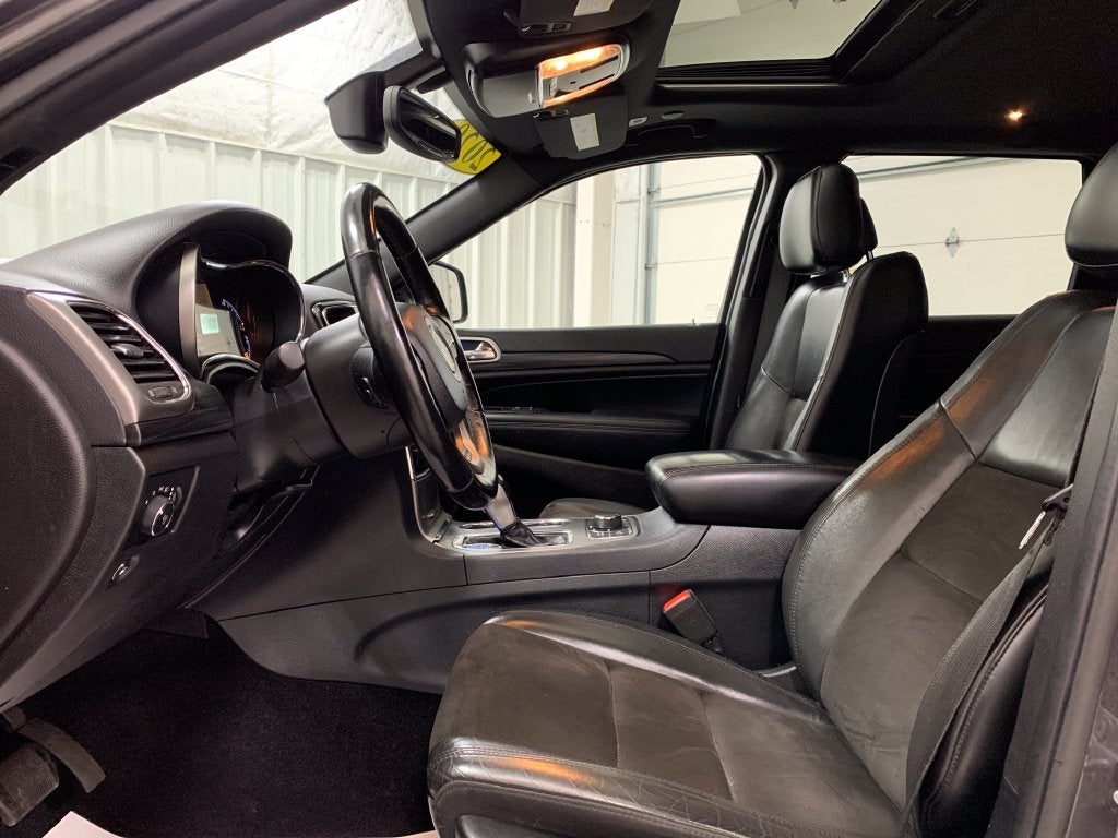 2020 Jeep Grand Cherokee Laredo