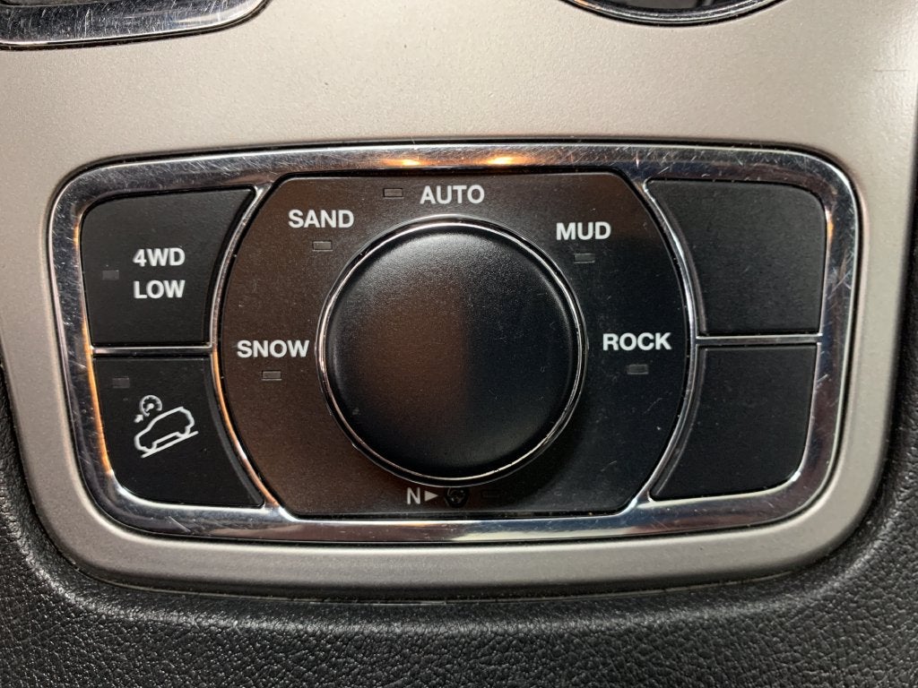 2020 Jeep Grand Cherokee Laredo