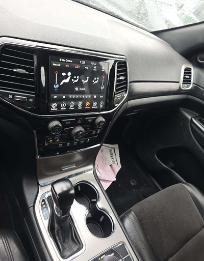 2020 Jeep Grand Cherokee Laredo