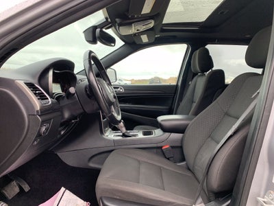 2020 Jeep Grand Cherokee Laredo E