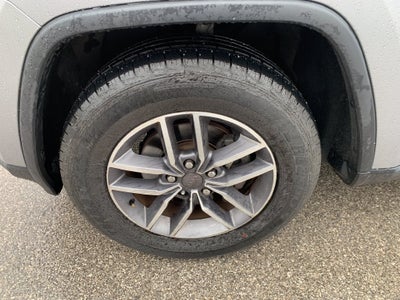 2020 Jeep Grand Cherokee Laredo E