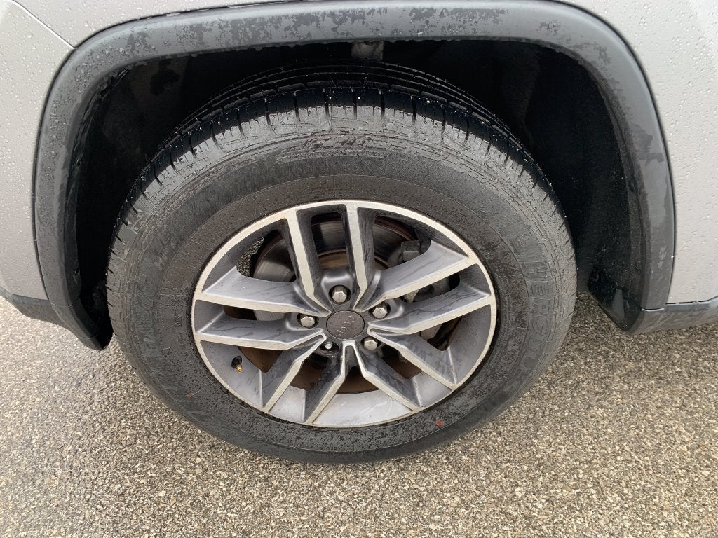2020 Jeep Grand Cherokee Laredo E