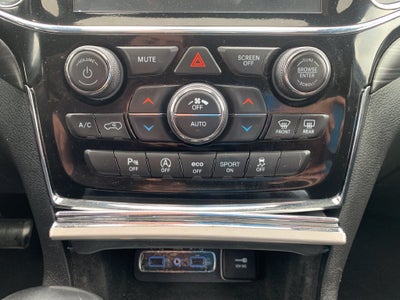 2020 Jeep Grand Cherokee Laredo E