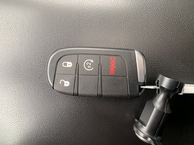 2020 Jeep Grand Cherokee Laredo E