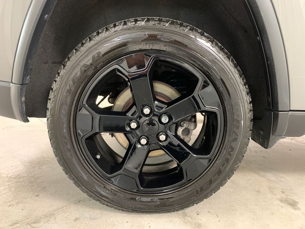 2019 Jeep Grand Cherokee Laredo