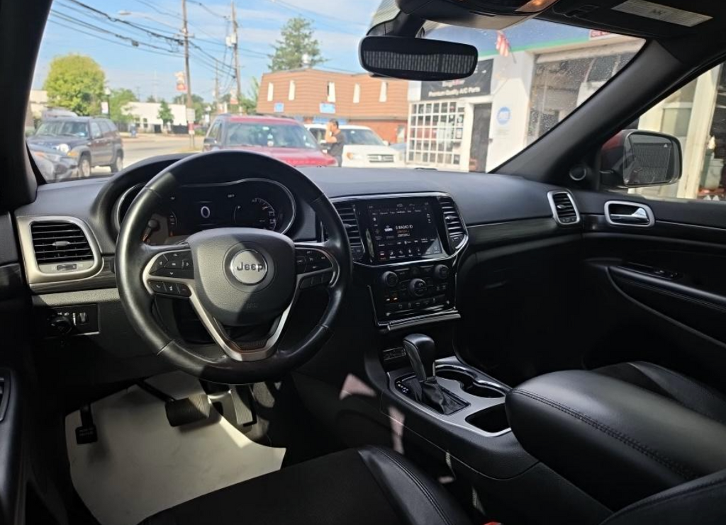 2020 Jeep Grand Cherokee Altitude