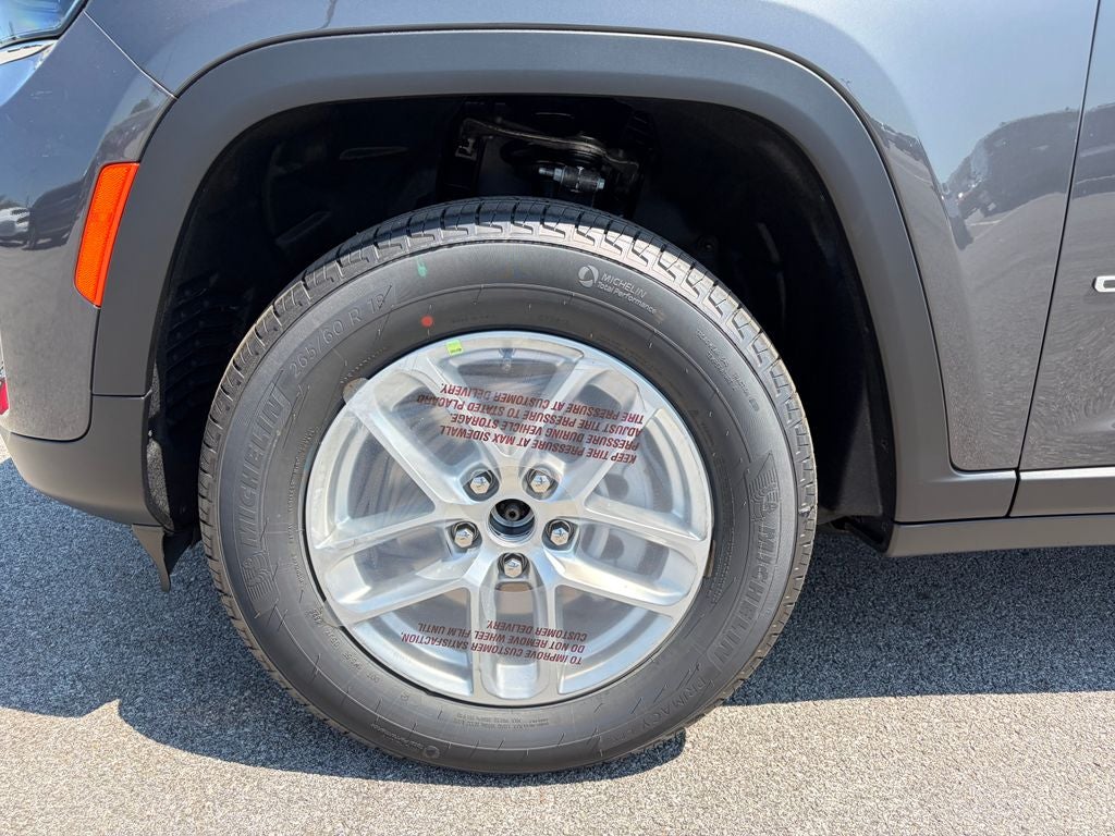 2026 Jeep Grand Cherokee Laredo X