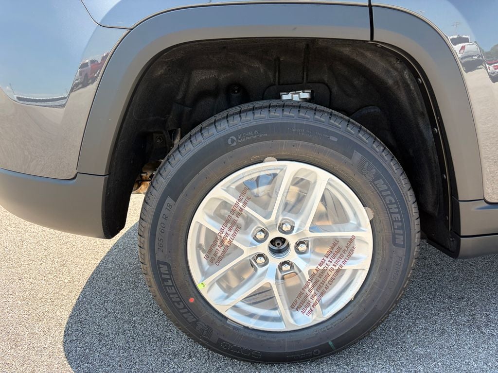 2026 Jeep Grand Cherokee Laredo X