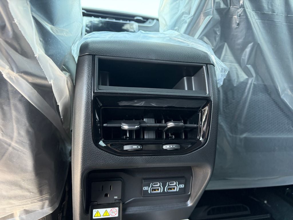 2026 Jeep Grand Cherokee Laredo X