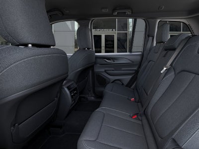 2027 Jeep Grand Cherokee Laredo