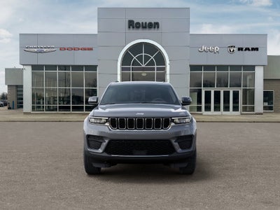 2027 Jeep Grand Cherokee Laredo