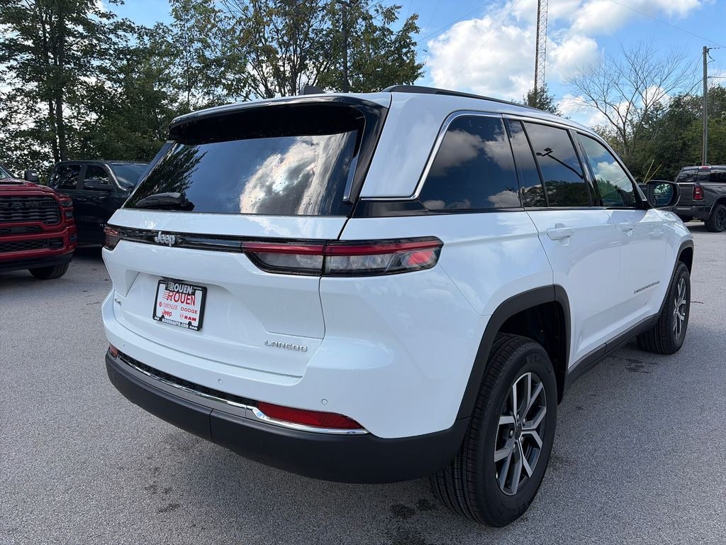 2027 Jeep Grand Cherokee Laredo X