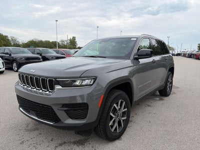 2027 Jeep Grand Cherokee Laredo X