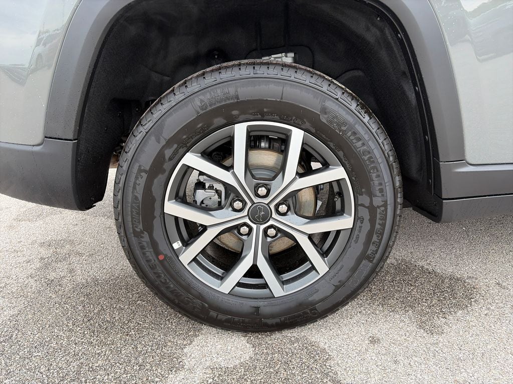 2027 Jeep Grand Cherokee Laredo X