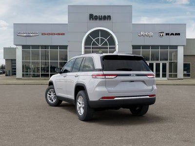 2026 Jeep Grand Cherokee Laredo