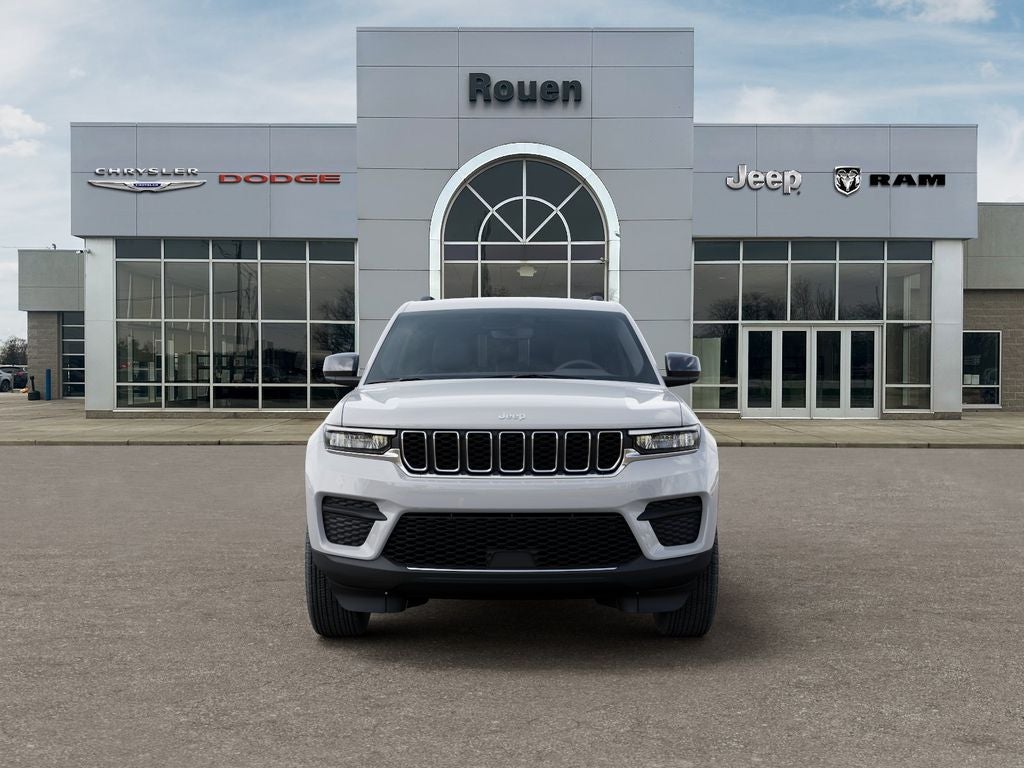 2026 Jeep Grand Cherokee Laredo