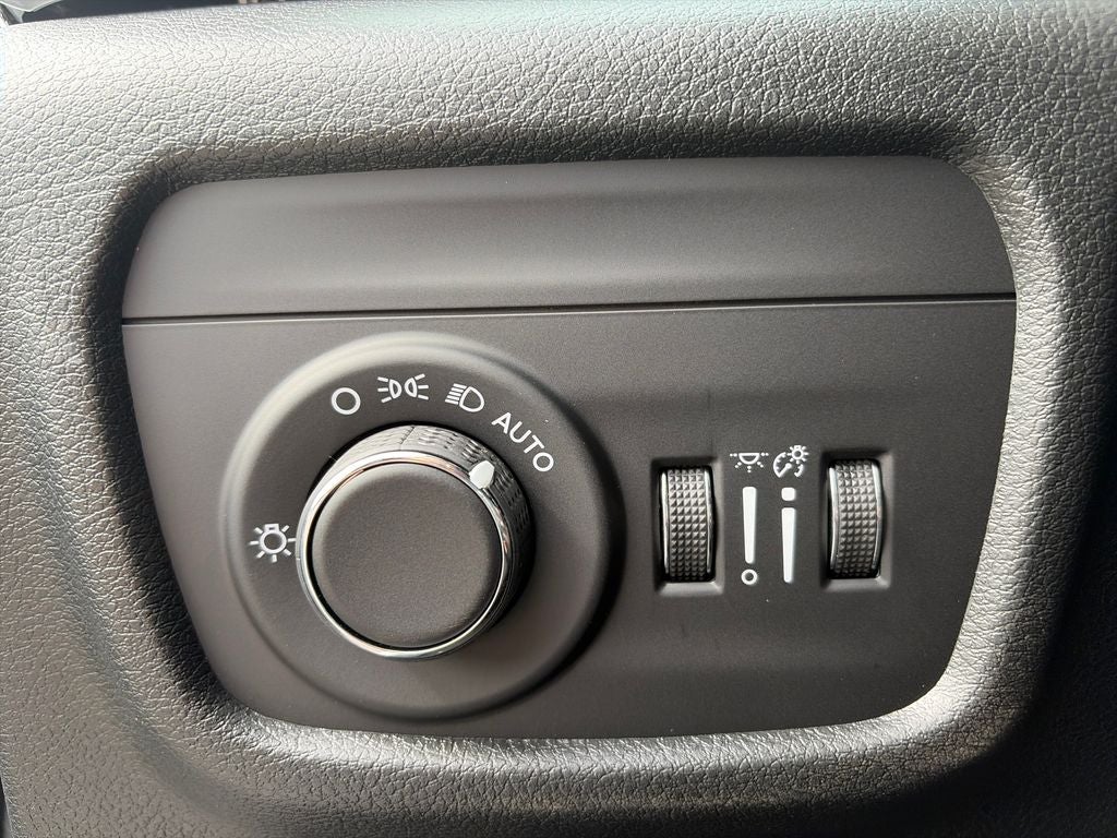 2026 Jeep Grand Cherokee Laredo X