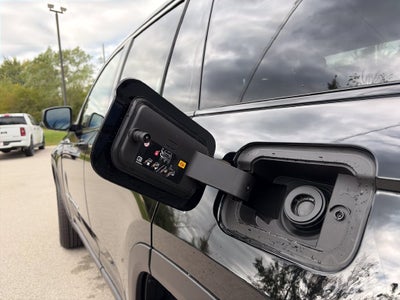 2027 Jeep Grand Cherokee Laredo