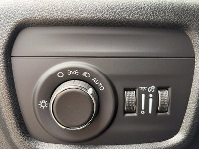 2027 Jeep Grand Cherokee Laredo