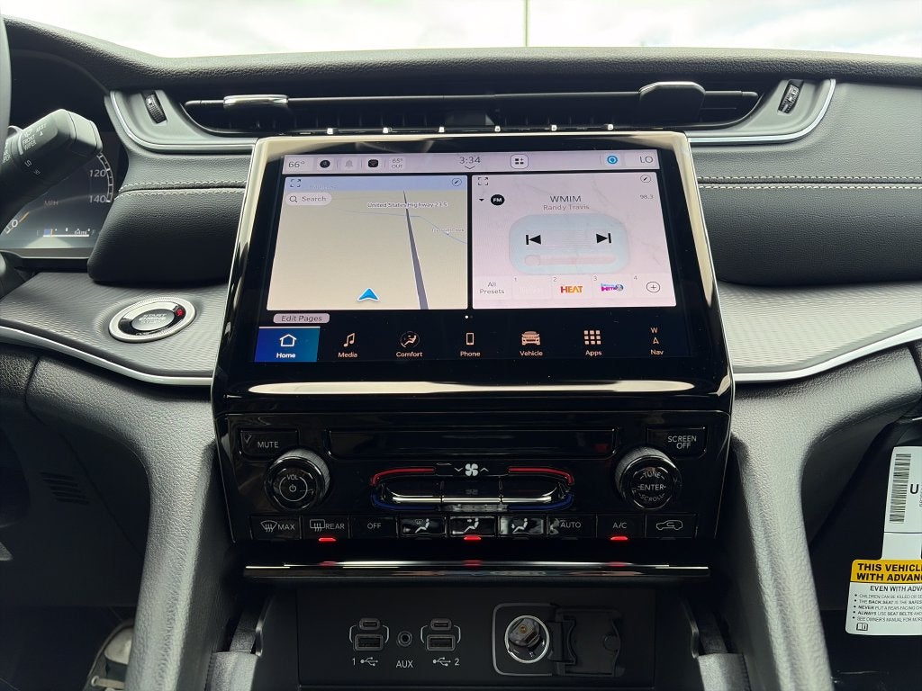 2027 Jeep Grand Cherokee Laredo
