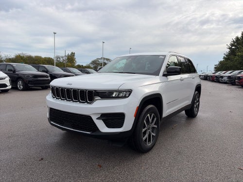 2027 Jeep Grand Cherokee Laredo