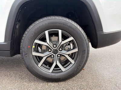 2027 Jeep Grand Cherokee Laredo