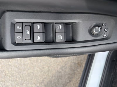 2027 Jeep Grand Cherokee Laredo