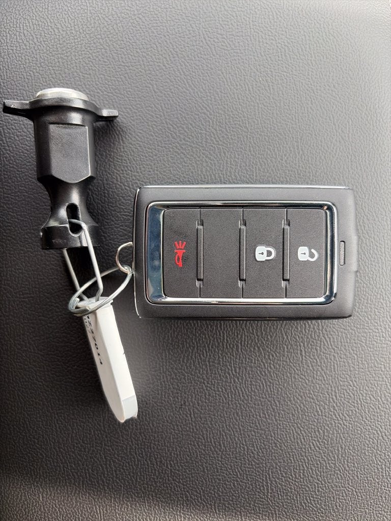 2027 Jeep Grand Cherokee Laredo