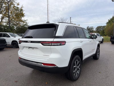 2027 Jeep Grand Cherokee Laredo