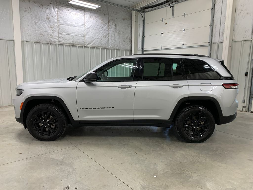 2025 Jeep Grand Cherokee Altitude
