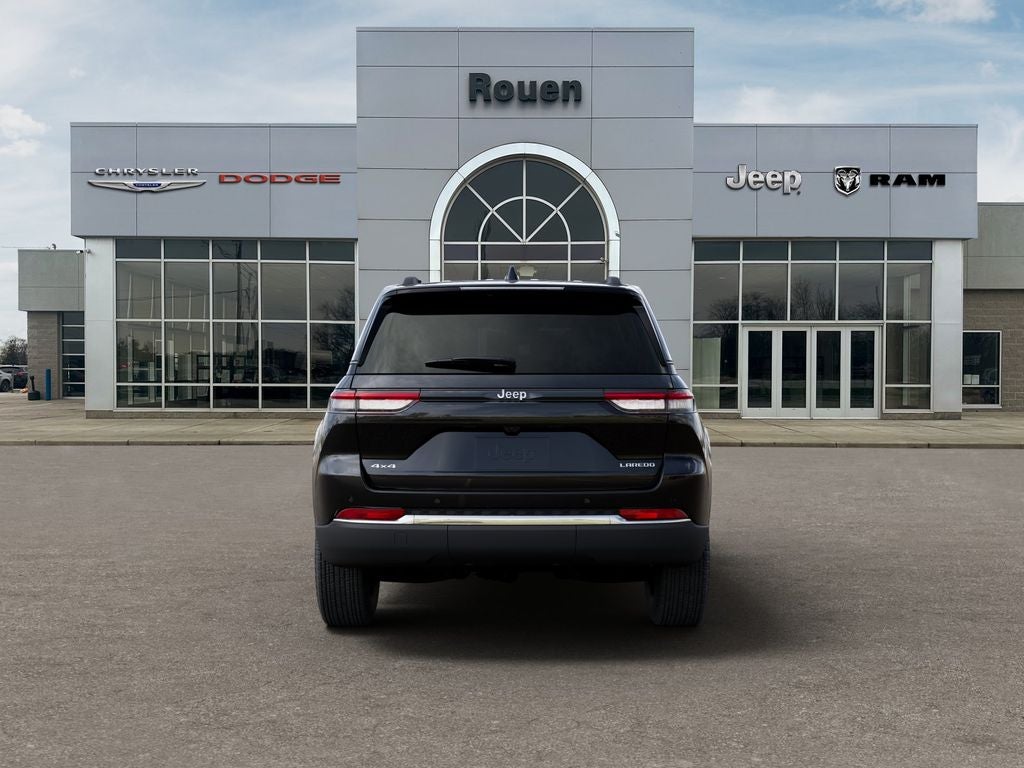 2026 Jeep Grand Cherokee Laredo