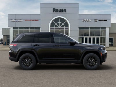 2026 Jeep Grand Cherokee Laredo