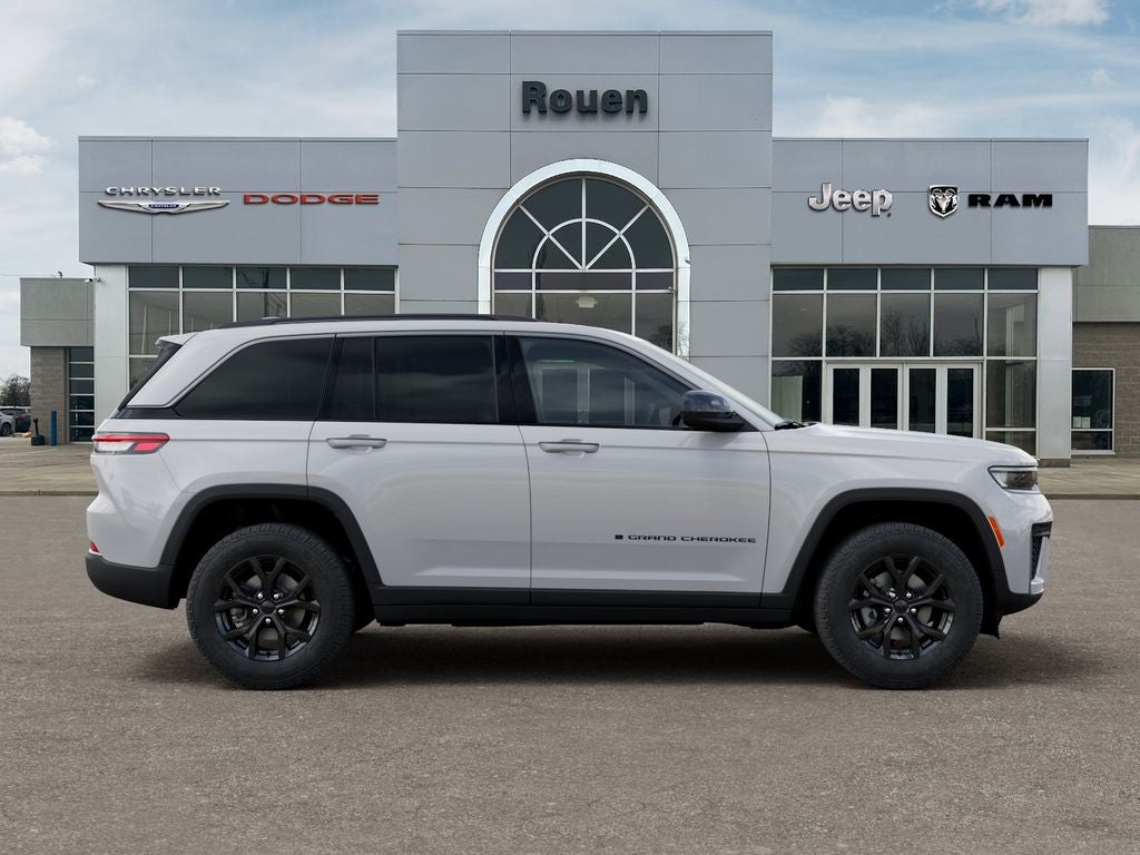 2026 Jeep Grand Cherokee Altitude