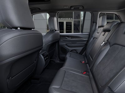 2026 Jeep Grand Cherokee Altitude
