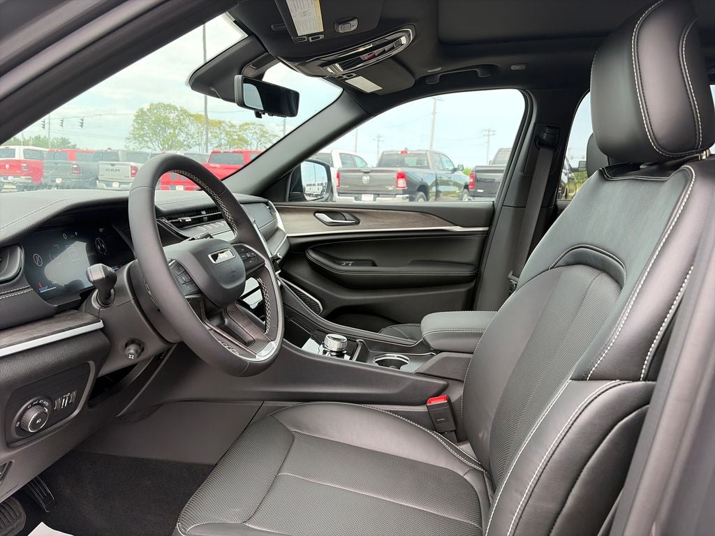 2026 Jeep Grand Cherokee Limited Reserve