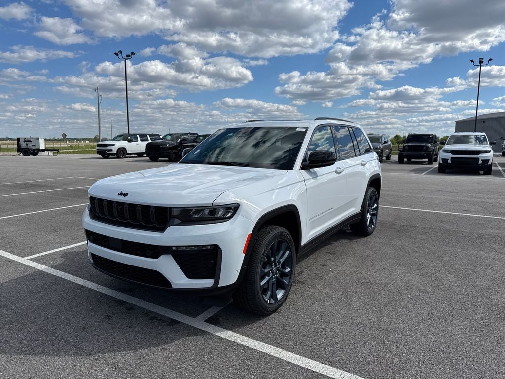 2026 Jeep Grand Cherokee Base